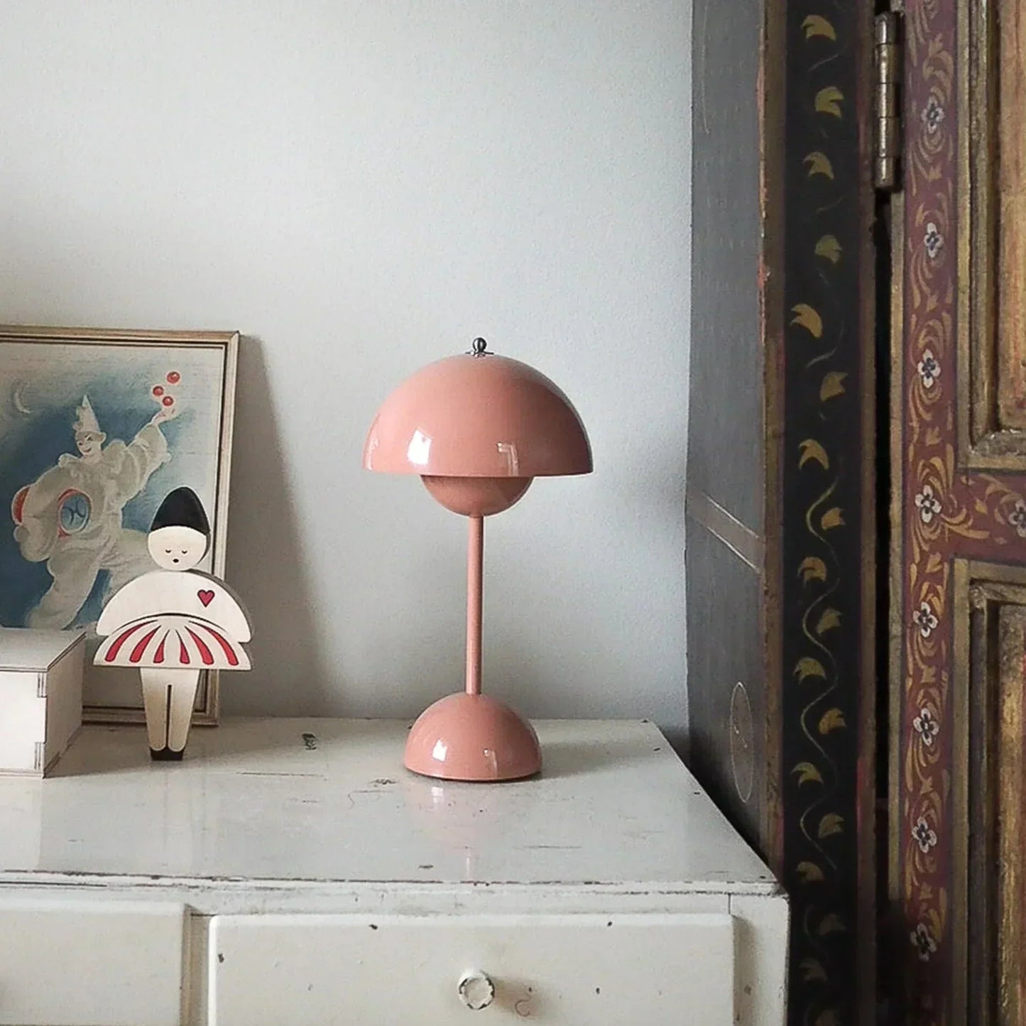 Flowerpot V2 Bordlampe – Ikonisk Design og Tidløs Elegance