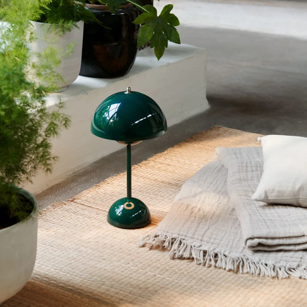 Flowerpot V2 Bordlampe – Ikonisk Design og Tidløs Elegance