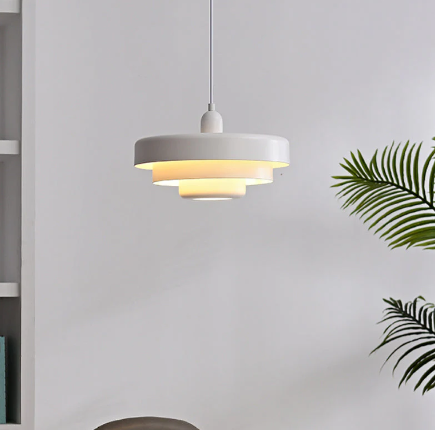 Bauhaus Mid-Century Pendel – Ikonisk Jernlampe med Justerbar Længde